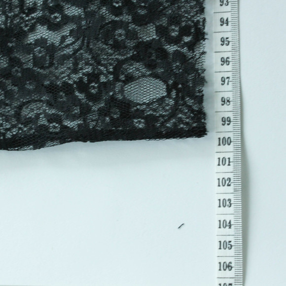 Vintage Lace Scarf - Picture 5 of 6
